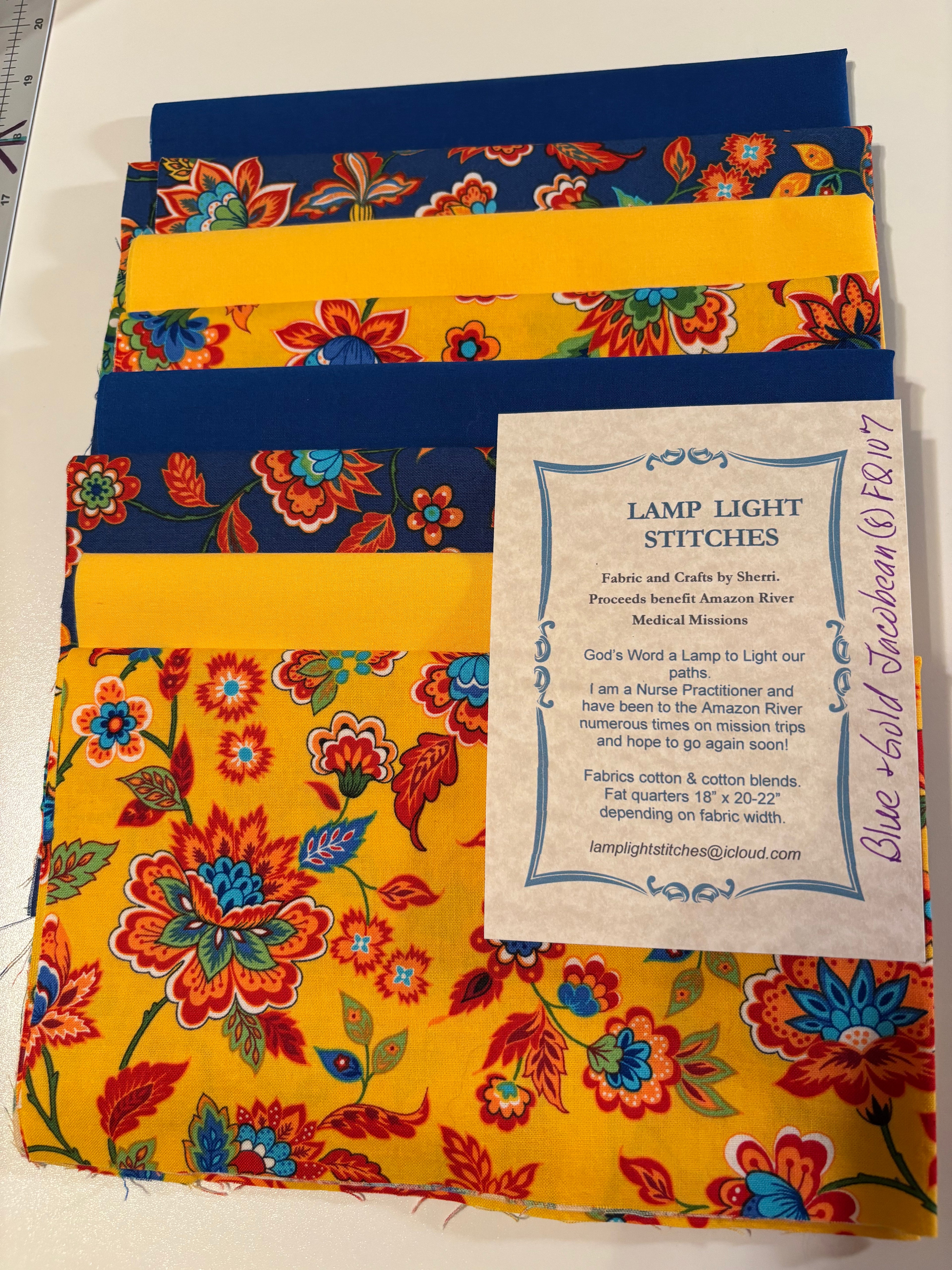 Blue & Gold Jacobean, 8 fat quarters, FQ 107